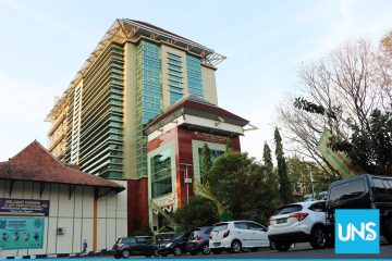 Gedung Perpustakaan UNS. Foto: PPKN FKIP UNS